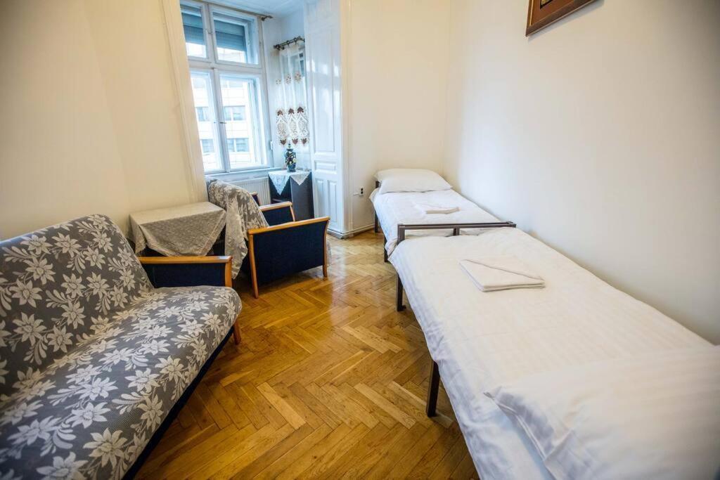 Keleti Apartment City Center Big Flat Bedroom Private Use 布达佩斯 外观 照片